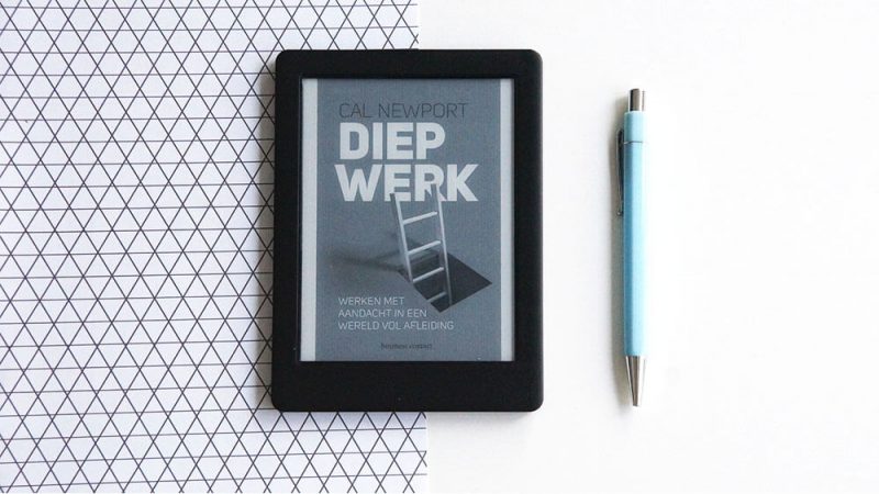 Diep werk van Cal Newport is een populair zelfhulp boek. In dit blogartikel leg ik uit wat diep werk inhoudt en lees je mijn recensie over het boek!